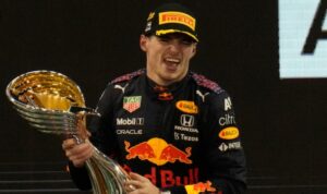 Verstappen wins F1 Saudi Arabian Grand Prix 2014
