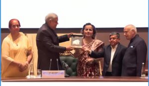 Dr. Bina Modi Felicitated by Vice President of India for Contributions to SILF